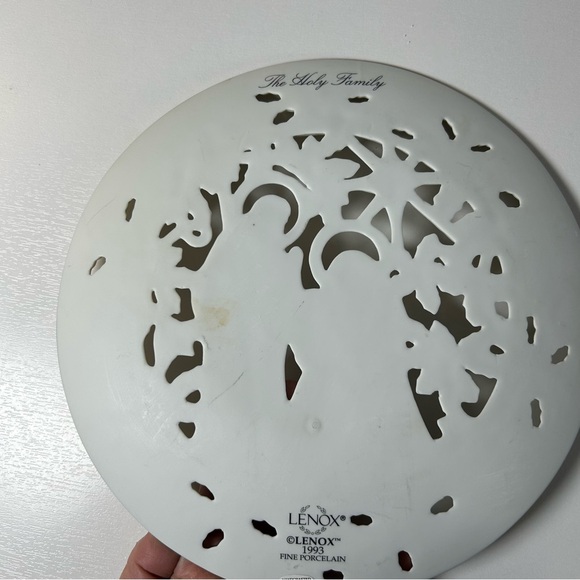 Lenox Bisque Porcelain Pierced Plate 24kt Gold Trim Lot Of 2 From 1993/4 holiday - Picture 5 of 6